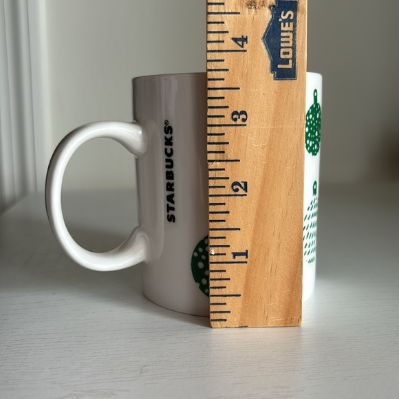 Starbucks Green and White Ornament Mug Cup Holiday 2016 Christmas Festive 12 oz - Picture 10 of 10